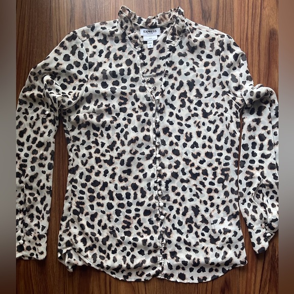 Express Slim Fit Black Print Chiffon Long Sleeve Portofino Shirt Top NWOT Sz S - Picture 5 of 8